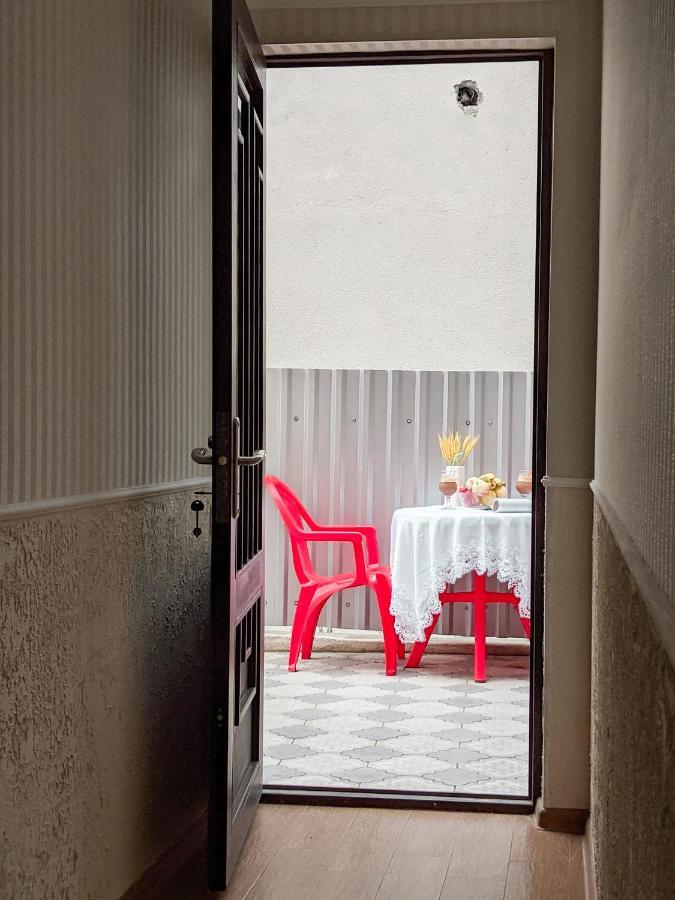 Kutaisi-Maemani Hotel ภายนอก รูปภาพ